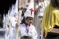 NEWS - Prozess während der Semana Santa in Sevilla