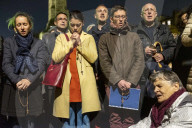 NEWS - Brand der Notre-Dame: Betende in den Strassen von Paris