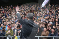 NEWS - Präsident Petro Poroschenko beim Wahlkampf in Kiew