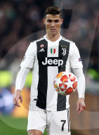 NEWS - Fussball: Ronaldo mit Juventus aus der Cl ausgeschieden