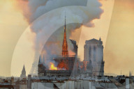 NEWS - Paris: Notre-Dame in Brand