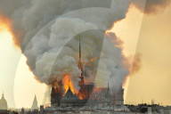 NEWS - Paris: Notre-Dame in Brand
