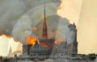 NEWS - Paris: Notre-Dame in Brand