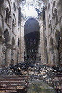 NEWS - Brand der Notre-Dame: Innenraum nach dem Brand