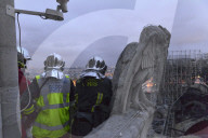 NEWS - Brand der Notre-Dame: Mit den Feuerwehrleuten auf dem Dach