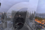 NEWS - Brand der Notre-Dame: Mit den Feuerwehrleuten auf dem Dach