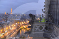 NEWS - Brand der Notre-Dame: Mit den Feuerwehrleuten auf dem Dach