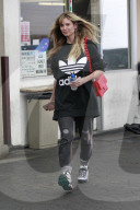 EXKLUSIV - Heidi Klum war Blut-Testen