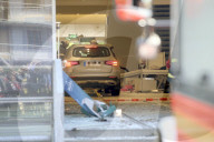 NEWS - Hamburg: Rentner fährt in Einkaufszentrum