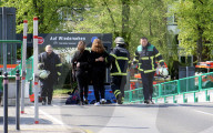 NEWS - Hamburg: Rentner fährt in Einkaufszentrum