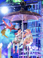 PEOPLE - Billboard Music Awards: Die Show