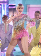PEOPLE - Billboard Music Awards: Die Show