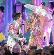 PEOPLE - Billboard Music Awards: Die Show