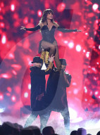 PEOPLE - Billboard Music Awards: Die Show