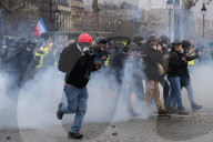 NEWS - Medien an der Arbeit während der Gilets Jaunes Proteste in Frankreich
