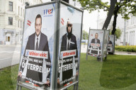 NEWS - Verschmierte Wahlplakte zur Europawahl in Wien