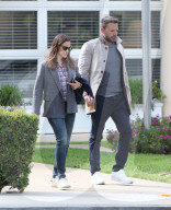 PREMIUM EXCLUSIVE Ben Affleck And Jennifer Garner Meet Up For Co-Parenting Duties In Brentwood