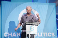 Crowds turn out in support of Nigel Farage at the Brexit Party rally