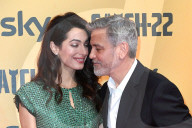 PEOPLE - George Clooney und Amal Alamuddin an der Catch-22 Premiere in Rom