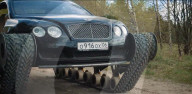 FEATURE - Luxus-Bentley zum Off-Road-Panzer umgebaut