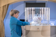 NEWS - Diamantenverarbeitung in Smolensk