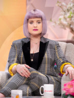 PEOPLE - Kelly Osbourne in TV-Show  "Lorraine"