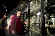 Merkel Visits Natural History Museum
