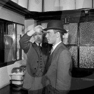 FEATURE - 1957: Hüte für Gentlemen bei Lock's in London