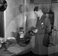 FEATURE - 1957: Hüte für Gentlemen bei Lock's in London