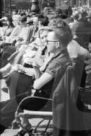 FEATURE - Blick zurück: Lunchtime im Central Park in den 50er Jahren