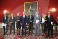NEWS - Wien: Angelobung der neuen Minister durch Bundespräsident Van der Bellen