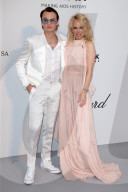 PEOPLE - Cannes: amfAR Gala