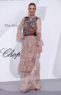 PEOPLE - Cannes: amfAR Gala
