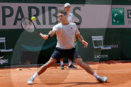 NEWS - Tennis: Roger Federer beim Training in Roland Garros