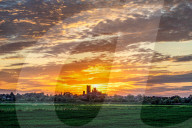 FEATURE - Sonnenuntergang über Ely Cathedral in Grossbritannien