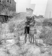 Mono Negative