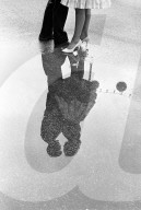 FEATURE - Blick zurück: Verliebte Pärchen anfangs 1960er Jahre