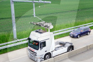 NEWS - E-Highway: Erste Testfahrten auf der Autobahn in Deutschland