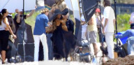 EXKLUSIV - Ariana Grande posiert vor Annie Leibovitz Kamera