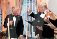 NEWS - Donald Trump trifft Premierministerin Theresa May zum Dinner