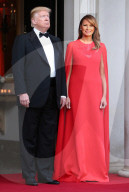 NEWS - Donald Trump trifft Premierministerin Theresa May zum Dinner