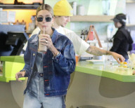 PEOPLE - Hier funkelt der Ehering von Justin und Hailey Bieber