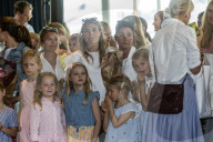 PEOPLE - Prinzessin Madeleine präsentiert ihr erstes Kinderbuch