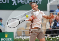 SPORT - Tennis: Federer gegen Nadal in Paris ausgeschieden