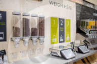 Waitrose launches packaging-free trial
Oxford store offers refillable options for items such as alcohol, rice and cleaning materials