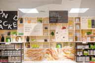 Waitrose launches packaging-free trial
Oxford store offers refillable options for items such as alcohol, rice and cleaning materials