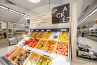 Waitrose launches packaging-free trial
Oxford store offers refillable options for items such as alcohol, rice and cleaning materials
