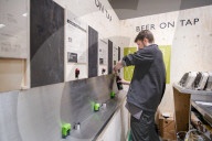 Waitrose launches packaging-free trial
Oxford store offers refillable options for items such as alcohol, rice and cleaning materials