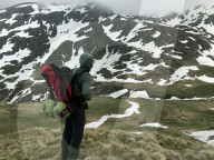 FEATURE -  Bärenattacke überlebt: Andi Bauer konnte einen Bär beim Bergsteigen in Rumänien in die Flucht treiben
