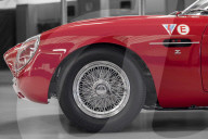 FEATURE - Neuauflage des Aston Martin DB4 kostet über 6 Millionen Franken